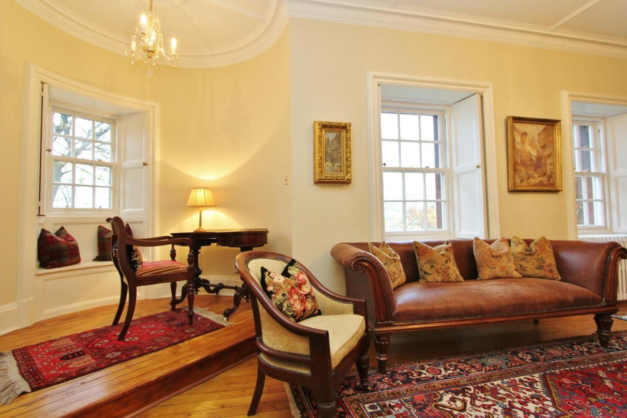 Ramsay Garden - Spacious 3-Bedroom Apartment Next To Edinburgh Castle Экстерьер фото