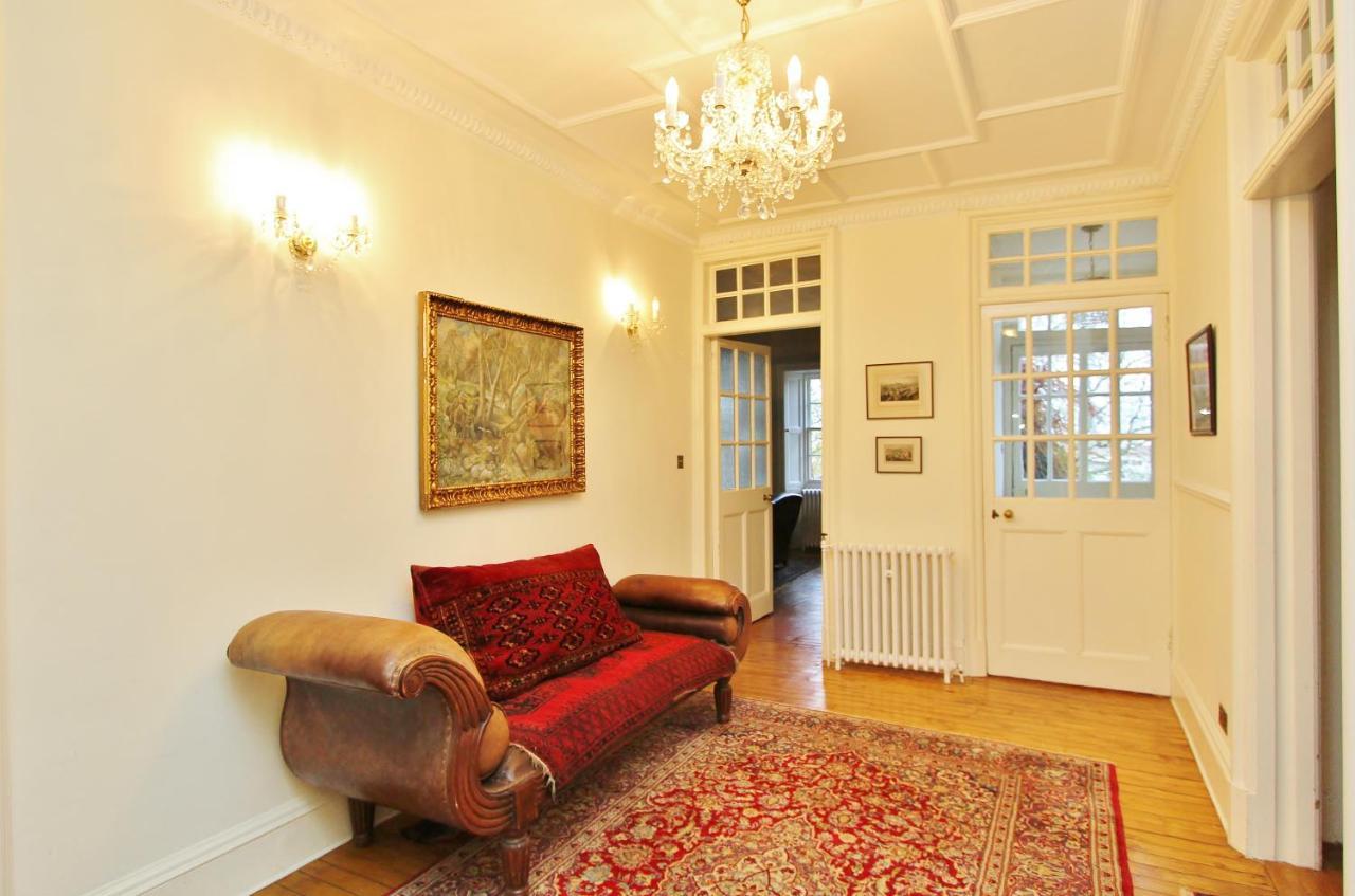 Ramsay Garden - Spacious 3-Bedroom Apartment Next To Edinburgh Castle Экстерьер фото