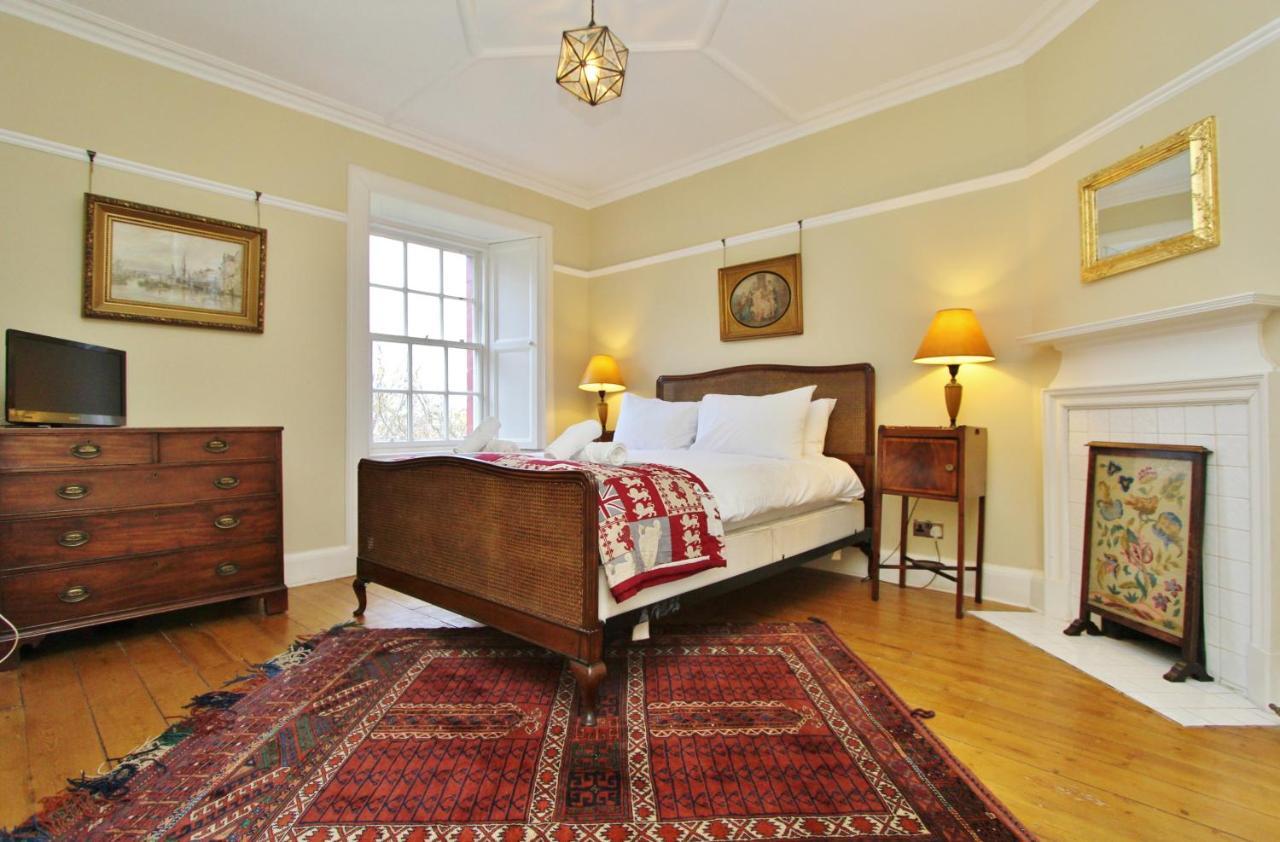 Ramsay Garden - Spacious 3-Bedroom Apartment Next To Edinburgh Castle Экстерьер фото