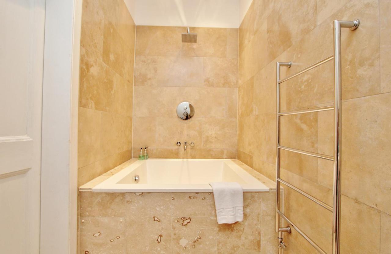 Ramsay Garden - Spacious 3-Bedroom Apartment Next To Edinburgh Castle Экстерьер фото