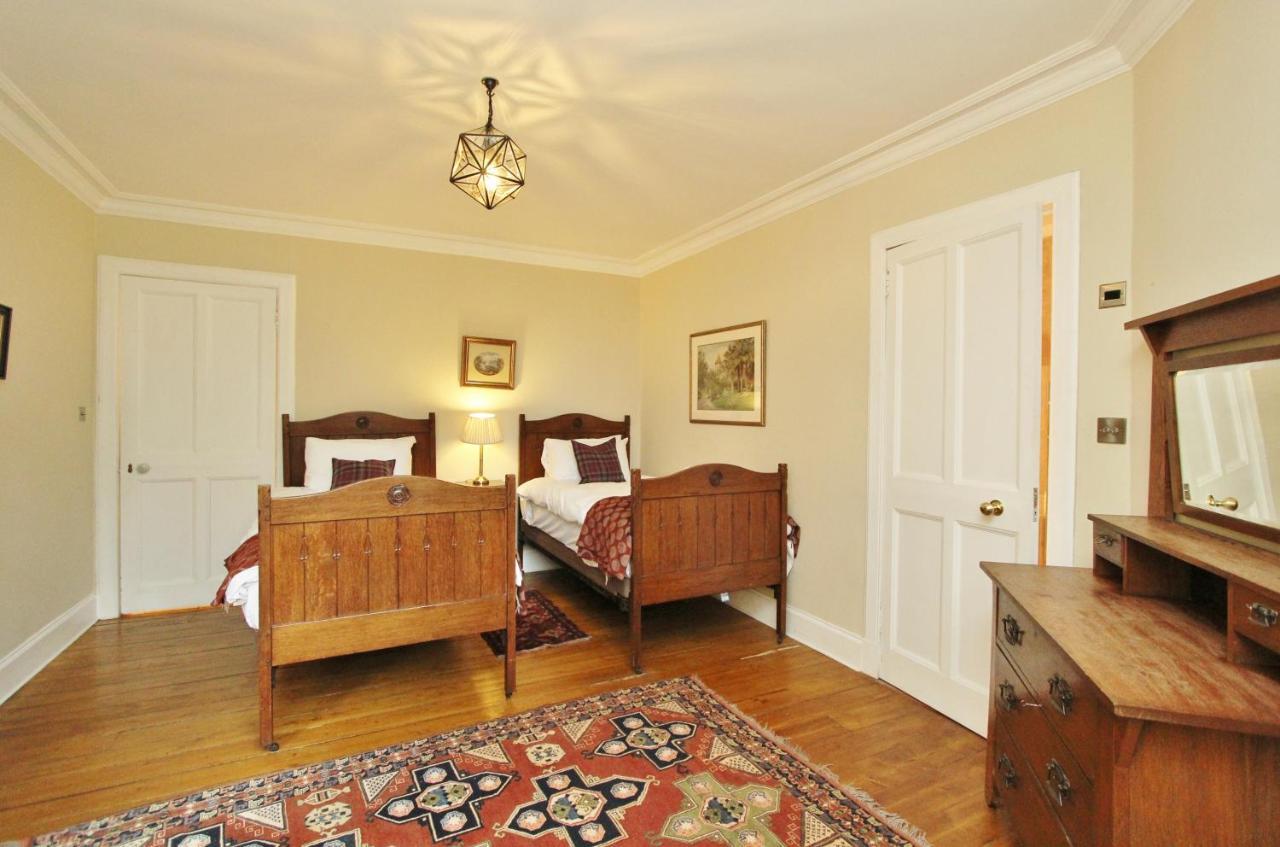 Ramsay Garden - Spacious 3-Bedroom Apartment Next To Edinburgh Castle Экстерьер фото