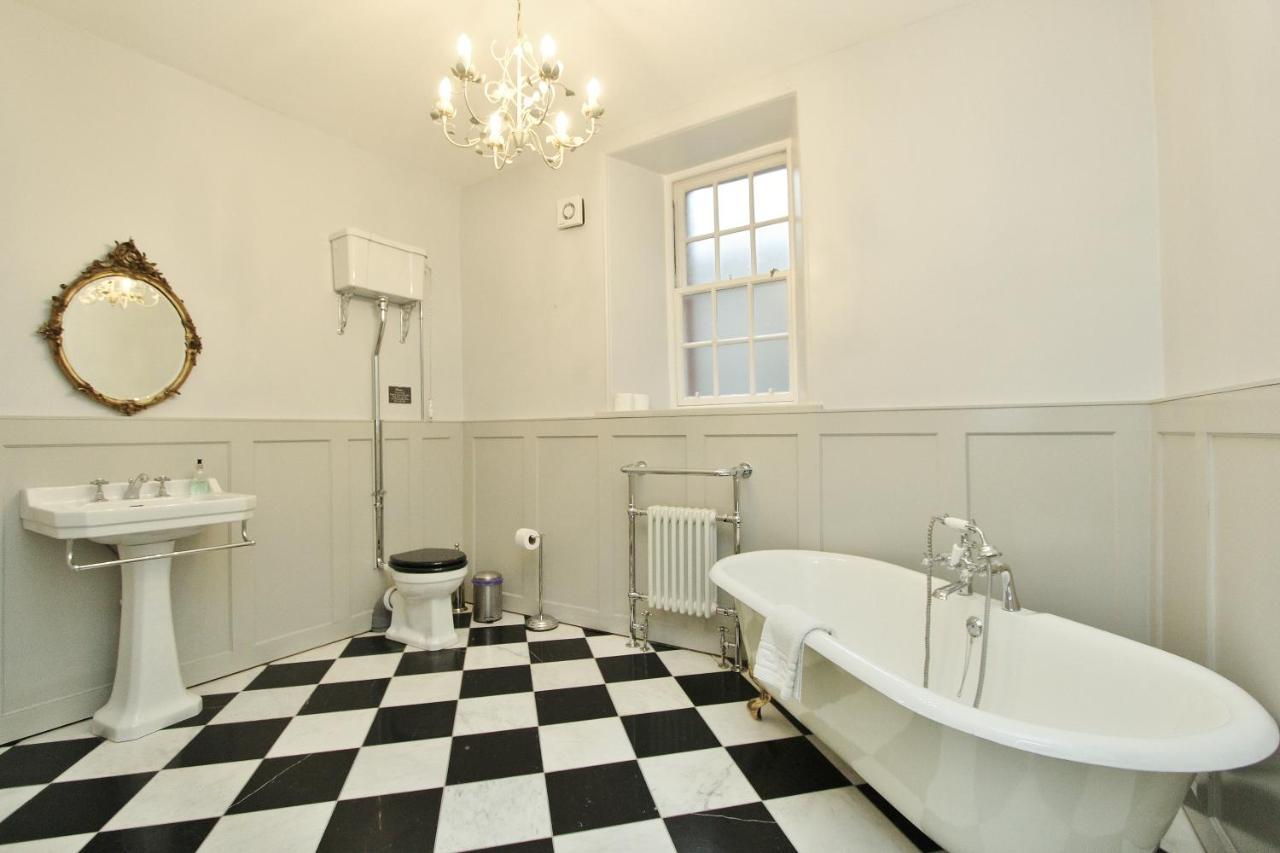 Ramsay Garden - Spacious 3-Bedroom Apartment Next To Edinburgh Castle Экстерьер фото